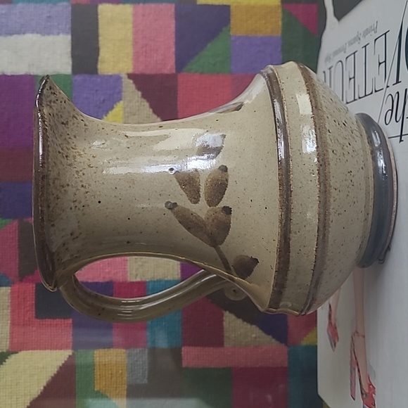 STUDIO POTTERY WHEAT PITCHER VASE SIGNED - Picture 3 of 7